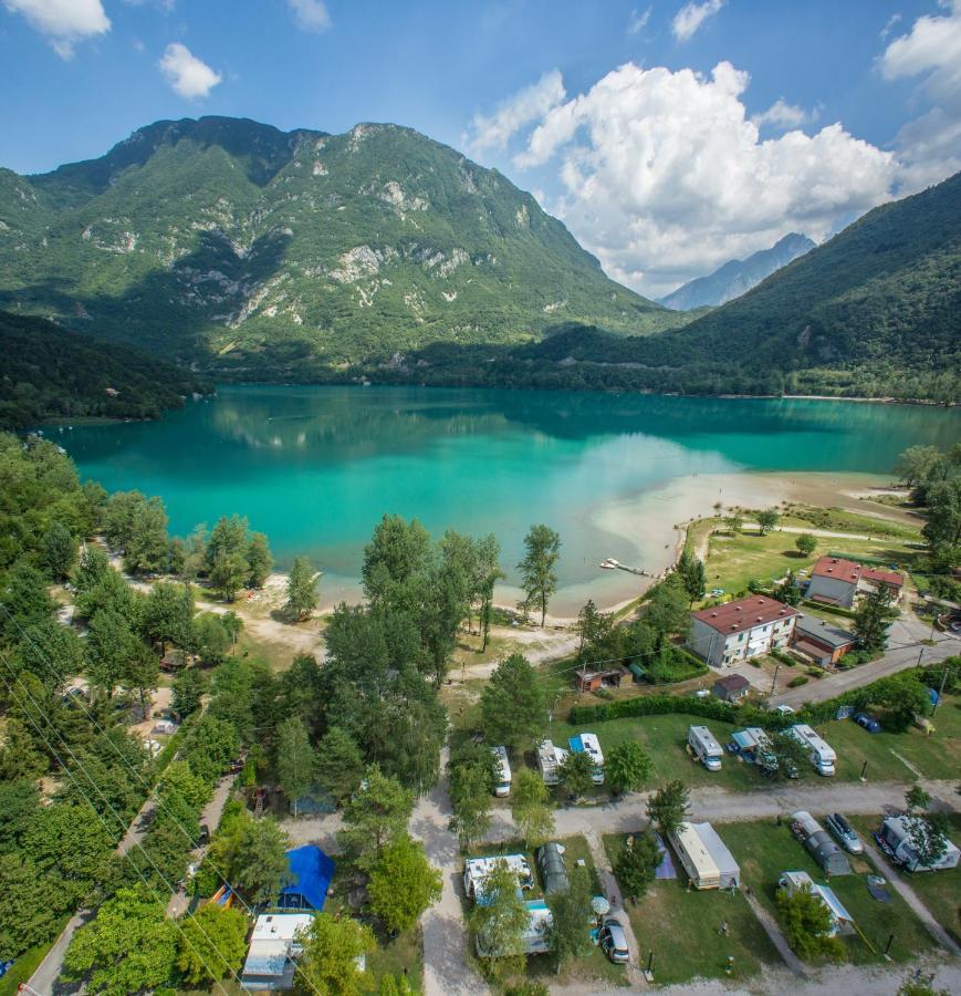 Hotel Camping Lago 3 Comuni Alesso Exteriér fotografie